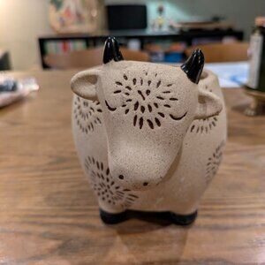 Home Williams Cattle Planter